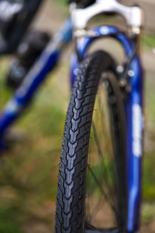 Opona rowerowa 28 " TRC do roweru 28x1.75 47-622 WKŁADKA ANTYPRZEBICIOWA