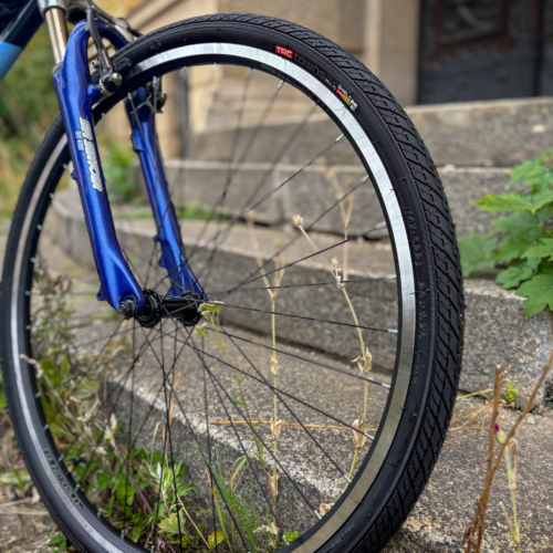 Opona rowerowa 28 " TRC do roweru 28x1.75 47-622 WKŁADKA ANTYPRZEBICIOWA