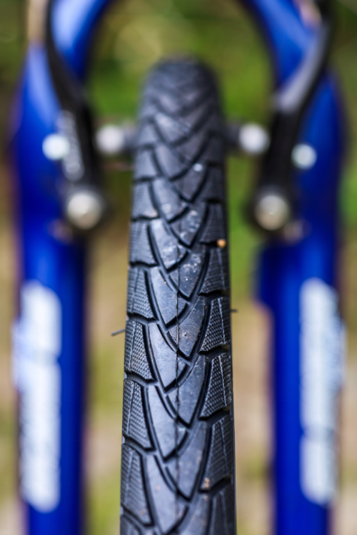 Opona rowerowa + dętka ZESTAW 28" TRC 700x35C 37-622 ANTYPRZEBICIE